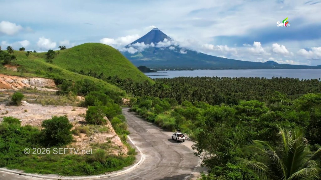Beautiful Road in Albay