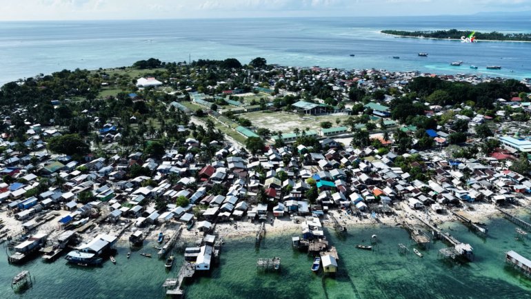Mangsee Island