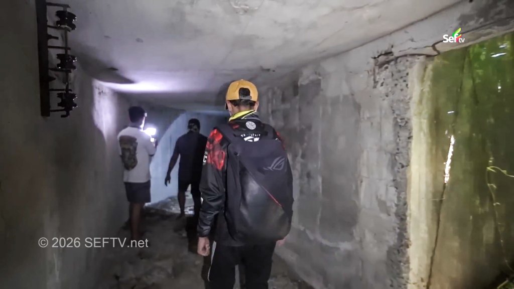 Inside the tunnel around Dio Island